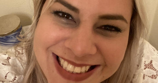 María L.
